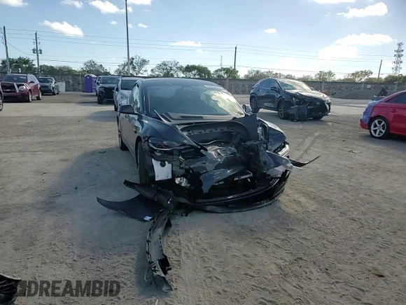 2024 Tesla Model 3 with VIN 5YJ3E1EA2RF752321, listed as a Copart auction lot 44593485 with 3,550 mi miles and Salvage Title. Bid and sale history available at carsss.com. Image 11.