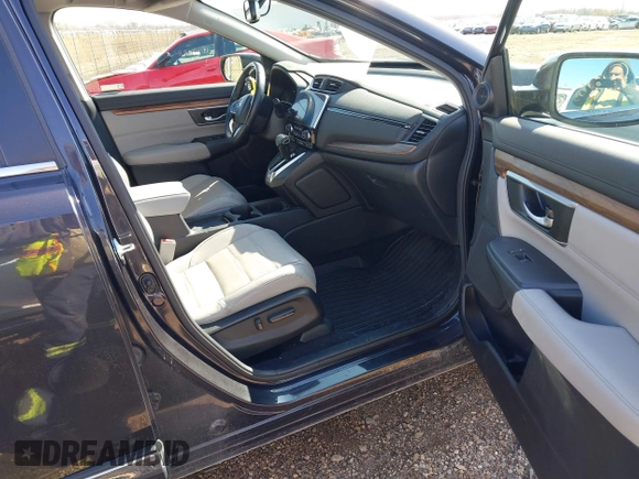 2018 Honda CR-V Touring with VIN 7FARW2H94JE044336, listed as a IAAI auction lot 41934128 with 70,861 mi miles. Bid and sale history available at carsss.com. Image 5.