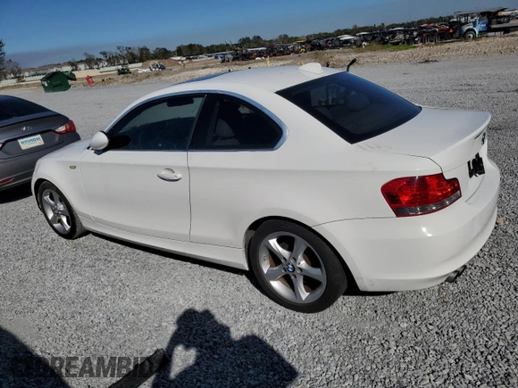 2009 BMW 1 Series 128i with VIN WBAUP73549VK76062, listed as a Copart auction lot 81888874 with Not Provided miles and Salvage Title. Bid and sale history available at carsss.com. Image 2.