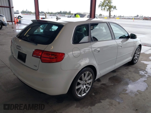 2011 Audi A3 2.0 TDI Premium Plus with VIN WAUKJAFMXBA127905, listed as a IAAI auction lot 41776090 with 263,015 mi miles. Bid and sale history available at carsss.com. Image 4.