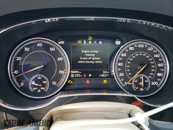 2019 Bentley Bentayga V8 z VIN SJAAM2ZV3KC027084, wystawiony jako Copart lot #45814705 z przebiegiem 38 490 mil mil oraz Szkoda całkowita • Salvage title. Historia ofert i sprzedaży dostępna na DreamBid. Obrazek 9.