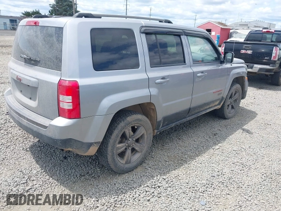 2016 Jeep Patriot Sport with VIN 1C4NJRBB2GD673039, listed as a IAAI auction lot 42385540 with Not provided miles and . Bid and sale history available at DreamBid. Image 4.