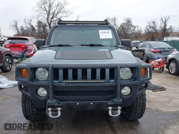 2006 Hummer H3 with VIN 5GTDN136768328477, listed as a IAAI auction lot 41503307 with 186,944 mi miles. Bid and sale history available at carsss.com. Image 12.