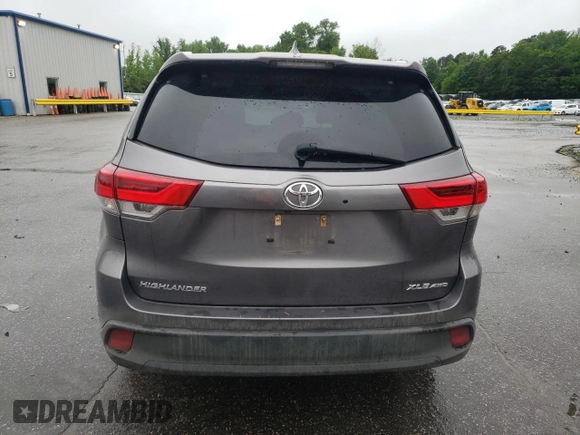 2018 Toyota Highlander SE with VIN 5TDJZRFH9JS528291, listed as a Copart auction lot 56568275 with 74,619 mi miles and Salvage title. Bid and sale history available at DreamBid. Image 6.