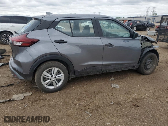2023 Nissan Kicks S z VIN 3N1CP5BV9PL528439, wystawiony jako Copart lot #57608865 z przebiegiem 47 696 mil mil oraz Szkoda całkowita • Salvage title. Historia ofert i sprzedaży dostępna na DreamBid. Obrazek 3.