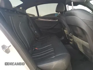 2020 BMW 5 Series 540i z VIN WBAJS1C01LCD37859, wystawiony jako Copart lot #61483155 z przebiegiem 49 087 mil mil oraz Szkoda całkowita • Salvage title. Historia ofert i sprzedaży dostępna na DreamBid. Obrazek 10.