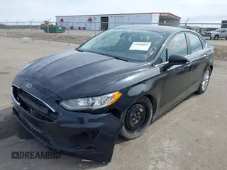 2019 Ford Fusion SE with VIN 3FA6P0H71KR255482, listed as a IAAI auction lot 41890864 with 125,077 mi miles. Bid and sale history available at carsss.com. Image 17.