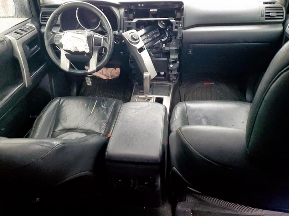 2011 Toyota 4Runner SR5 z VIN JTEZU5JR5B5021305, wystawiony jako Copart lot #55453275 z przebiegiem 194 752 mil mil oraz Szkoda całkowita • Salvage title. Historia ofert i sprzedaży dostępna na DreamBid. Obrazek 8.
