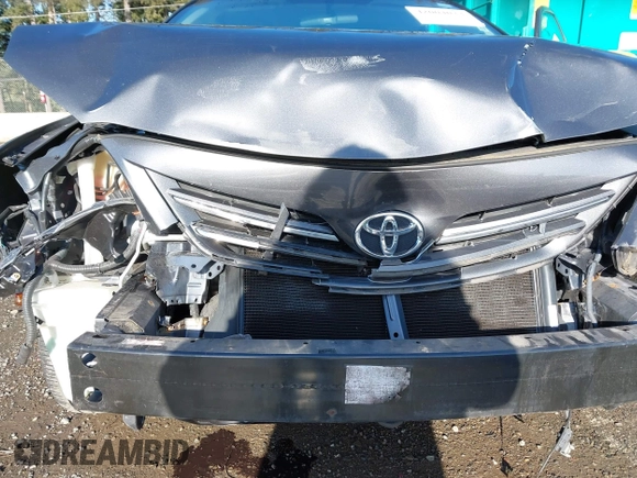 2013 Toyota Corolla L with VIN 2T1BU4EE3DC030761, listed as a IAAI auction lot 42004033 with 90,733 mi miles. Bid and sale history available at carsss.com. Image 18.