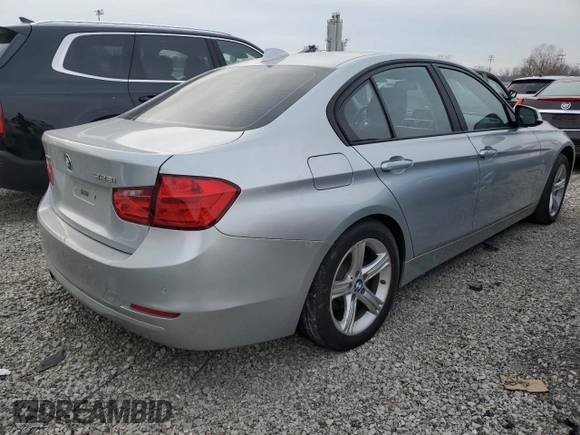 2015 BMW 3 Series 328i xDrive with VIN WBA3B5C52FP654491, listed as a Copart auction lot 83463444 with 88,297 mi miles and Salvage Title. Bid and sale history available at carsss.com. Image 3.