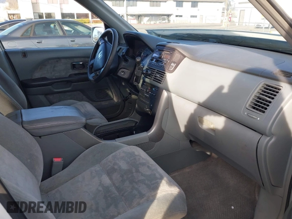2005 Honda Pilot EX with VIN 5FNYF18475B060655, listed as a IAAI auction lot 41381619 with 142,680 mi miles and . Bid and sale history available at DreamBid. Image 5.