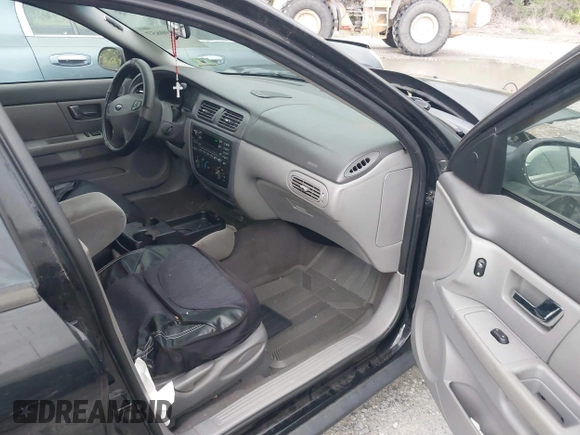 2003 Ford Taurus SES Standard with VIN 1FAFP55223A152802, listed as a IAAI auction lot 42390857 with 141,673 mi miles and . Bid and sale history available at DreamBid. Image 5.