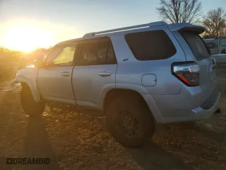 2018 Toyota 4Runner SR5 with VIN JTEZU5JR1J5180904, listed as a Copart auction lot 89168265 with 86,656 mi miles and Salvage Title. Bid and sale history available at carsss.com. Image 2.