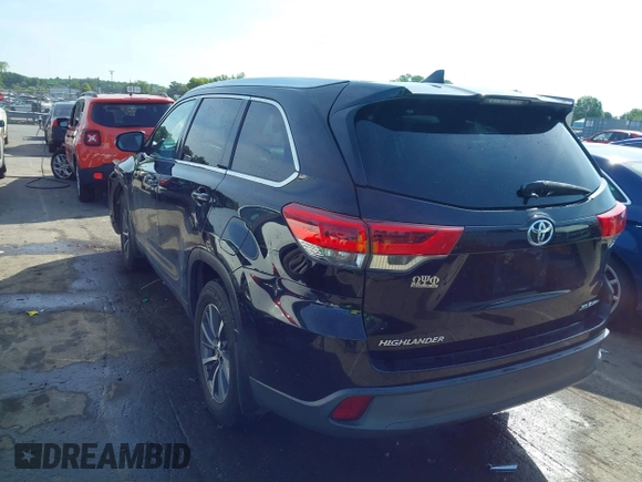 2017 Toyota Highlander XLE with VIN 5TDJZRFH3HS417049, listed as a IAAI auction lot 42535954 with 136,639 mi miles and . Bid and sale history available at DreamBid. Image 3.