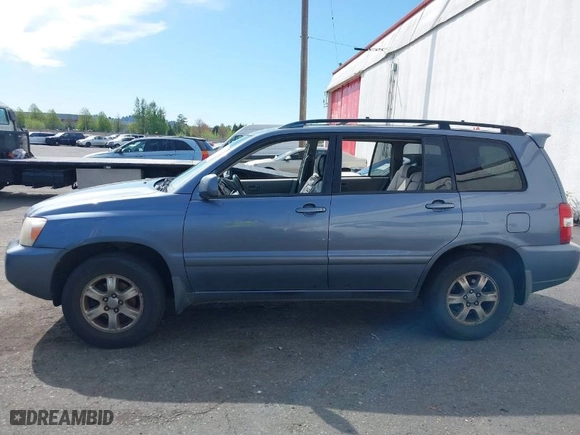 2007 Toyota Highlander w/3rd Row with VIN JTEEP21A670212606, listed as a IAAI auction lot 42053816 with 335,553 mi miles. Bid and sale history available at carsss.com. Image 14.