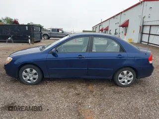 2008 Kia Spectra SX with VIN KNAFE121485518129, listed as a IAAI auction lot 42038466 with 136,642 mi miles. Bid and sale history available at carsss.com. Image 6.