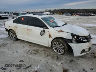 2019 Volkswagen Passat 2.0T Wolfsburg Edition with VIN 1VWLA7A38KC005327, listed as a Copart auction lot 42009325 with 141,280 mi miles and Salvage Title. Bid and sale history available at carsss.com. Image 4.