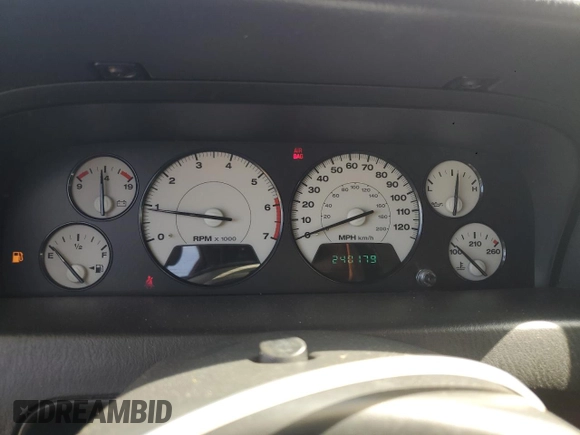 2002 Jeep Grand Cherokee Limited with VIN 1J4GW58N82C182603, listed as a Copart auction lot 57464295 with 240,179 mi miles and Salvage title. Bid and sale history available at DreamBid. Image 9.