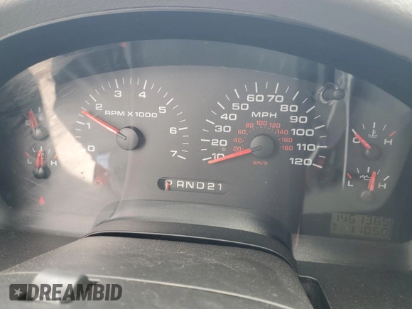 2006 Ford F-150 STX с VIN 1FTRF02266KD62481, выставлен на аукционе Copart как лот 52048815 с пробегом 146 136 миль миль и Списание • Salvage title. История ставок и продаж доступна на DreamBid. Изображение 9.