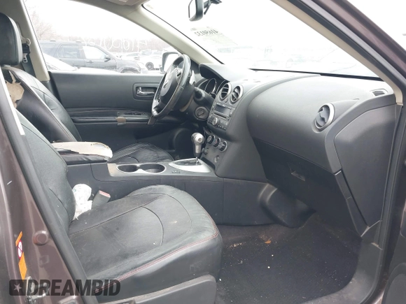 2008 Nissan Rogue SL with VIN JN8AS58V38W103180, listed as a IAAI auction lot 41650132 with 174,836 mi miles and . Bid and sale history available at DreamBid. Image 5.