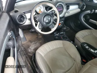 2013 MINI Hardtop S with VIN WMWSV3C5XDT391498, listed as a Copart auction lot 61987955 with 106,189 mi miles and Clean title. Bid and sale history available at DreamBid. Image 8.
