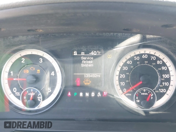 2018 Ram 2500 Tradesman z VIN 3C6UR5HL8JG283609, wystawiony jako IAAI lot #42491762 z przebiegiem 139 492 mil mil oraz . Historia ofert i sprzedaży dostępna na DreamBid. Obrazek 7.