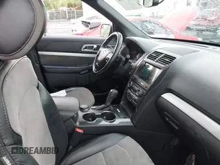 2017 Ford Explorer XLT with VIN 1FM5K8D83HGB84296, listed as a IAAI auction lot 42170542 with 118,335 mi miles and . Bid and sale history available at carsss.com. Image 5.