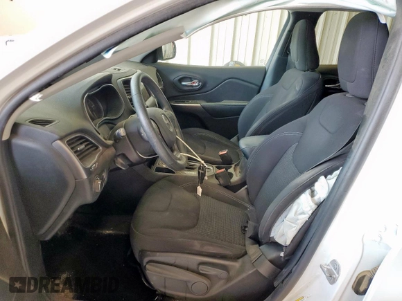 2020 Jeep Cherokee Latitude with VIN 1C4PJLCB6LD517035, listed as a Copart auction lot 58911705 with 30,740 mi miles and Salvage title. Bid and sale history available at DreamBid. Image 7.