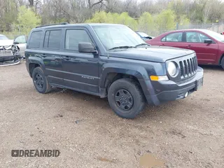 2014 Jeep Patriot Sport with VIN 1C4NJPBB6ED906017, listed as a IAAI auction lot 42097186 with 203,896 mi miles. Bid and sale history available at carsss.com. Image 1.
