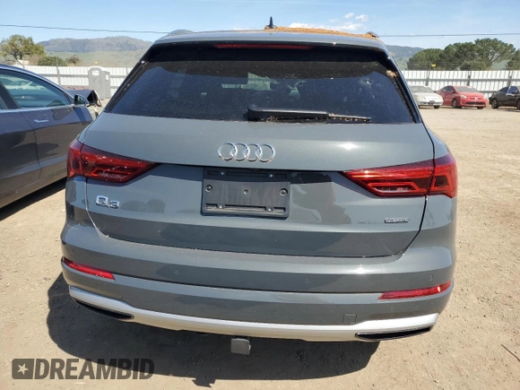 2022 Audi Q3 Premium Plus z VIN WA1BUCF33N1033389, wystawiony jako Copart lot #49833005 z przebiegiem 36 522 mil mil oraz Szkoda całkowita • Salvage title. Historia ofert i sprzedaży dostępna na DreamBid. Obrazek 6.