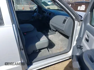 2005 Dodge Dakota ST with VIN 1D7HE22K85S329397, listed as a IAAI auction lot 41597979 with 189,390 mi miles and . Bid and sale history available at DreamBid. Image 5.