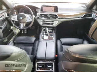 2020 BMW 7 Series z VIN WBA7W4C07LCD18314, wystawiony jako Copart lot #43724774 z przebiegiem 25 873 mil mil oraz . Historia ofert i sprzedaży dostępna na DreamBid. Obrazek 8.