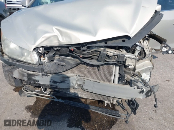 2010 Buick LaCrosse CXL with VIN 1G4GC5EG0AF237705, listed as a IAAI auction lot 42045708 with 131,683 mi miles and . Bid and sale history available at DreamBid. Image 6.