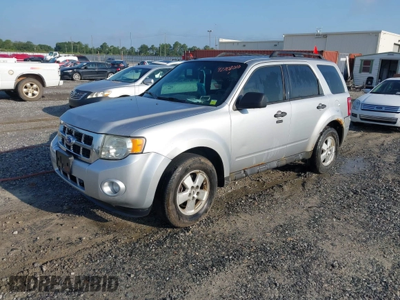 2011 Ford Escape XLT с VIN 1FMCU9D72BKC01477, выставлен на аукционе IAAI как лот 42702010 с пробегом 225 814 миль миль и . История ставок и продаж доступна на DreamBid. Изображение 2.