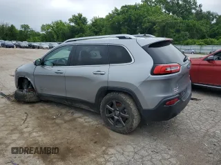 2015 Jeep Cherokee Latitude z VIN 1C4PJMCS5FW514819, wystawiony jako Copart lot #56662365 z przebiegiem 40 169 mil mil oraz Szkoda całkowita • Salvage title. Historia ofert i sprzedaży dostępna na DreamBid. Obrazek 2.