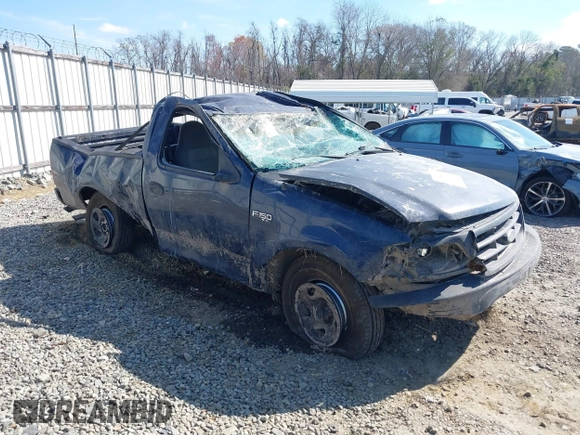 2002 Ford F-150 XL with VIN 1FTRF17292NB99722, listed as a IAAI auction lot 41658666 with 1 mi miles. Bid and sale history available at carsss.com. Image 1.