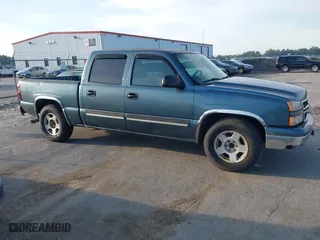 2006 Chevrolet Silverado 1500 LT2 with VIN 2GCEC13Z761347531, listed as a IAAI auction lot 42121593 with 344,438 mi miles. Bid and sale history available at carsss.com. Image 14.