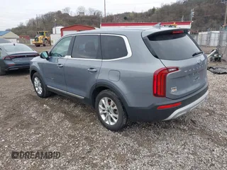 2020 Kia Telluride LX z VIN 5XYP2DHC7LG048995, wystawiony jako IAAI lot #41921321 z przebiegiem 72 914 mil mil oraz . Historia ofert i sprzedaży dostępna na DreamBid. Obrazek 3.