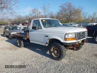 1997 Ford F-250 with VIN 1FTHF26H6VEB09762, listed as a IAAI auction lot 42052884 with 49,599 mi miles. Bid and sale history available at carsss.com. Image 1.