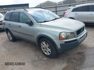 2004 Volvo XC90 with VIN YV1CZ91H341098415, listed as a IAAI auction lot 41862411 with 163,898 mi miles. Bid and sale history available at carsss.com. Image 1.