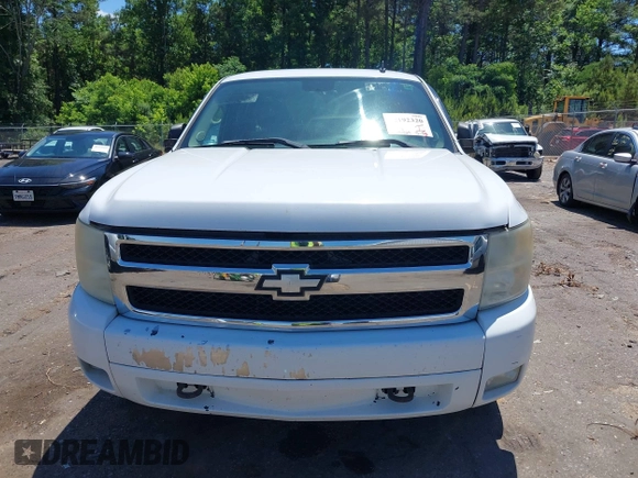 2007 Chevrolet Silverado 1500 LT w/2LT with VIN 2GCEC19JX71663055, listed as a IAAI auction lot 42192320 with 164,964 mi miles. Bid and sale history available at carsss.com. Image 6.