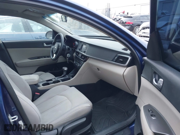 2016 Kia Optima LX with VIN 5XXGT4L32GG007690, listed as a IAAI auction lot 41115075 with 94,071 mi miles. Bid and sale history available at carsss.com. Image 5.
