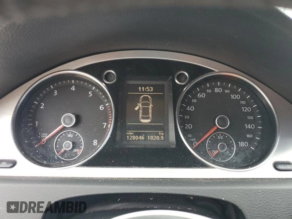 2011 Volkswagen CC Lux Plus with VIN WVWHN7ANXBE726381, listed as a Copart auction lot 71350894 with 128,046 mi miles and Salvage Title. Bid and sale history available at carsss.com. Image 9.