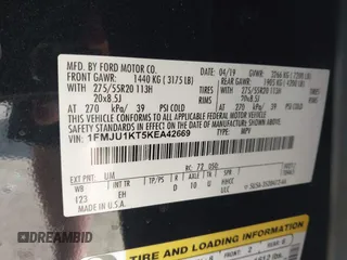 2019 Ford Expedition Limited with VIN 1FMJU1KT5KEA42669, listed as a IAAI auction lot 41649675 with 1 mi miles. Bid and sale history available at carsss.com. Image 9.