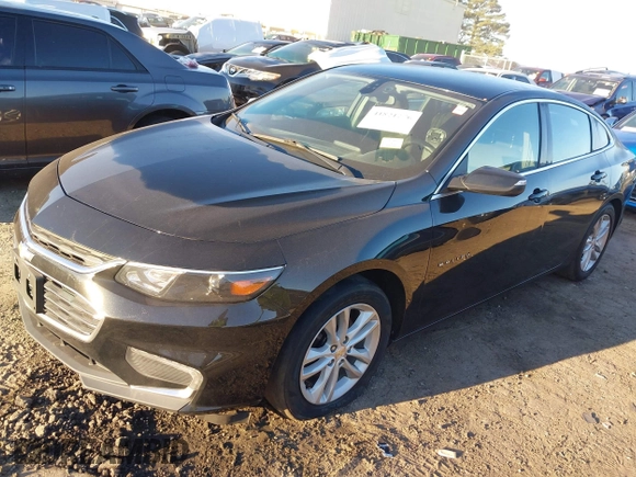 2018 Chevrolet Malibu LT with VIN 1G1ZD5ST8JF263148, listed as a IAAI auction lot 41821276 with 160,562 mi miles and . Bid and sale history available at carsss.com. Image 2.