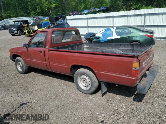 1986 Toyota Pickup с VIN JT4RN55R2G0227195, выставлен на аукционе Copart как лот 60195645 с пробегом 88 825 миль миль и Чистый • Clean title. История ставок и продаж доступна на DreamBid. Изображение 2.