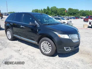 2013 Lincoln MKX z VIN 2LMDJ6JK8DBL01721, wystawiony jako IAAI lot #42318200 z przebiegiem 186 469 mil mil oraz . Historia ofert i sprzedaży dostępna na DreamBid. Obrazek 1.