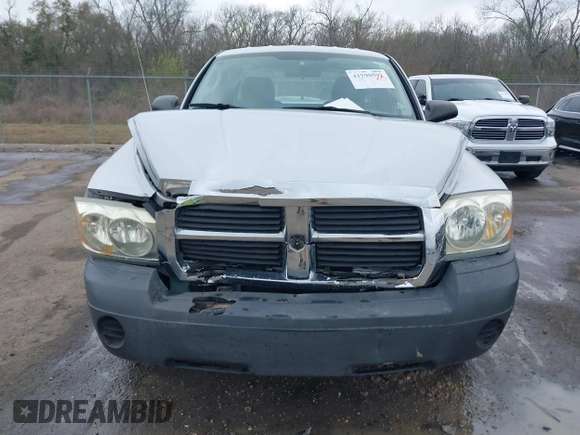 2005 Dodge Dakota ST with VIN 1D7HE22K25S119460, listed as a IAAI auction lot 41790592 with 104,995 mi miles and . Bid and sale history available at DreamBid. Image 6.