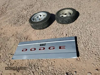 1991 Dodge Dakota z VIN 1B7GL23Y3MS309507, wystawiony jako Copart lot #58079905 z przebiegiem 90 932 mil mil oraz Szkoda całkowita • Salvage title. Historia ofert i sprzedaży dostępna na DreamBid. Obrazek 12.