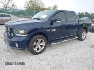 2017 Ram 1500 Sport z VIN 1C6RR7MTXHS624101, wystawiony jako IAAI lot #41928934 z przebiegiem 96 565 mil mil oraz . Historia ofert i sprzedaży dostępna na DreamBid. Obrazek 2.
